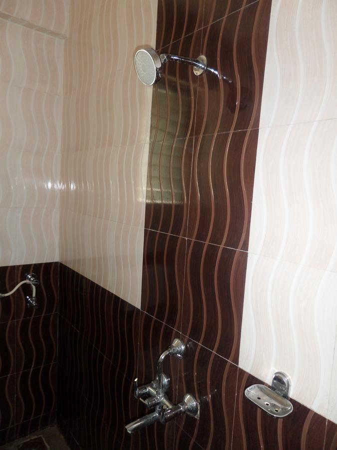 Hotel Riya-Raj Lodging Titwala Екстер'єр фото